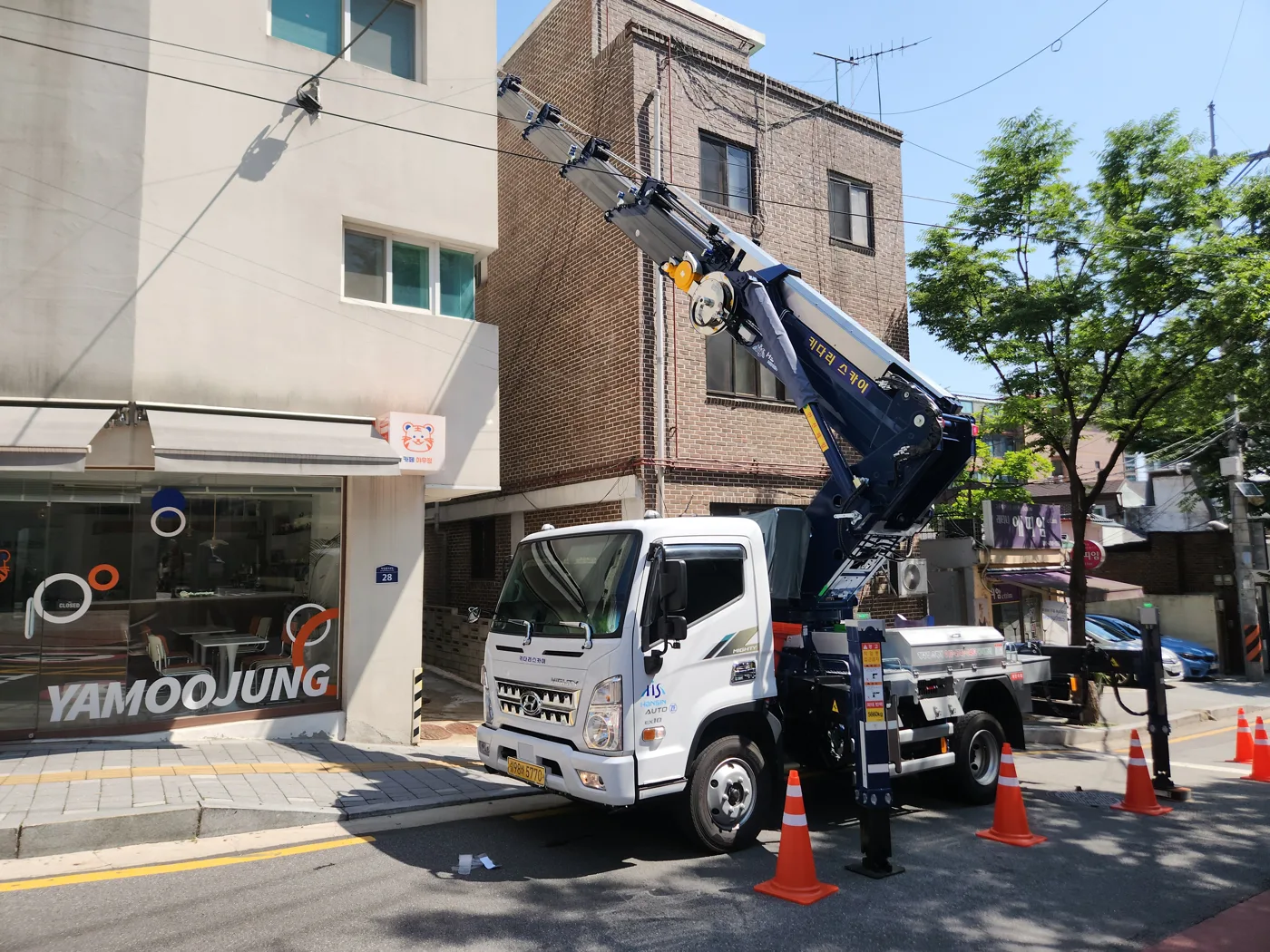 주택 주변 외벽 현장